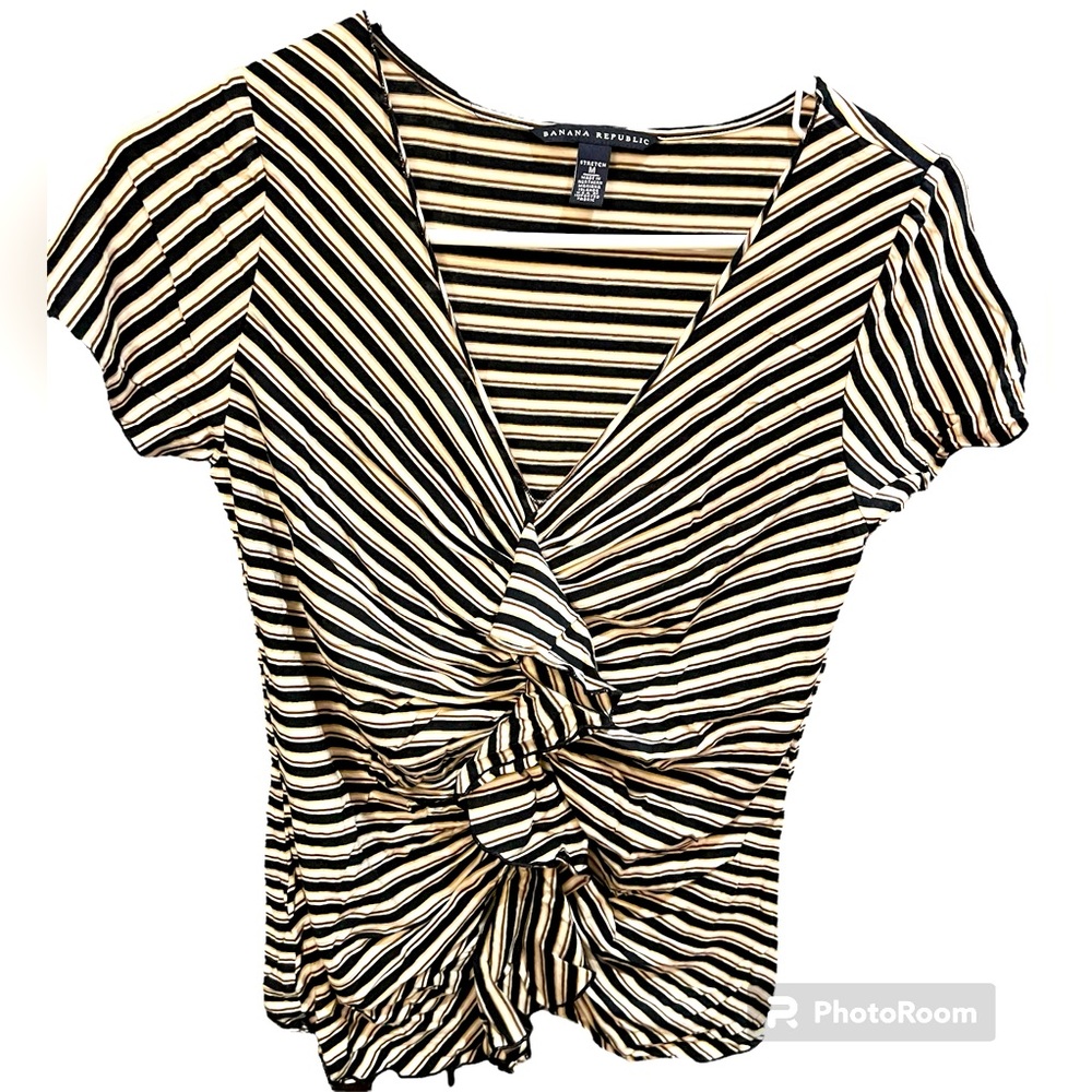 Banana Republic Ruffle Short Sleeve Black White Striped Top V Neck Blouse
